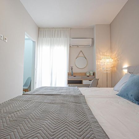 Cozy Corner Analipsi Apartment ไซคิย์นธอสทาวน์ ภายนอก รูปภาพ