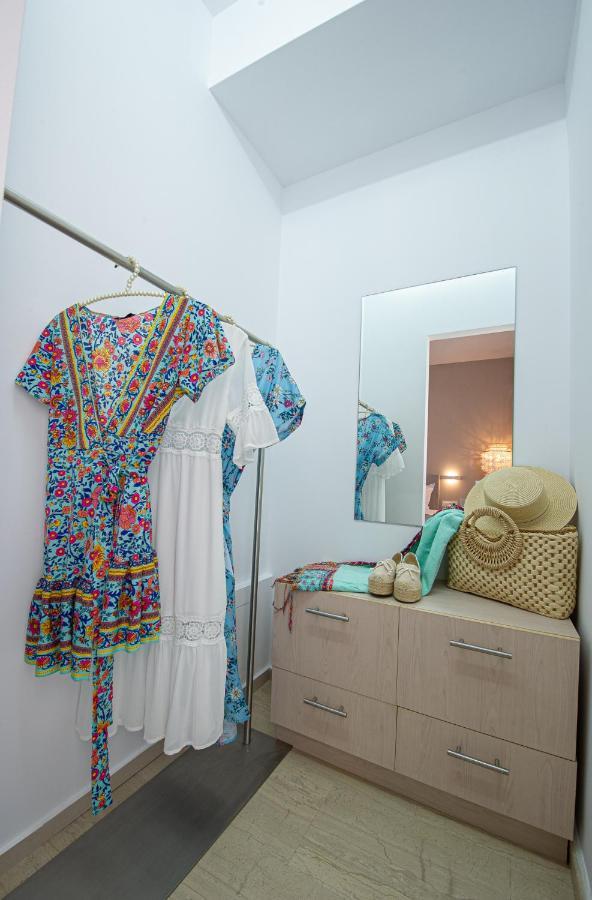 Cozy Corner Analipsi Apartment ไซคิย์นธอสทาวน์ ภายนอก รูปภาพ