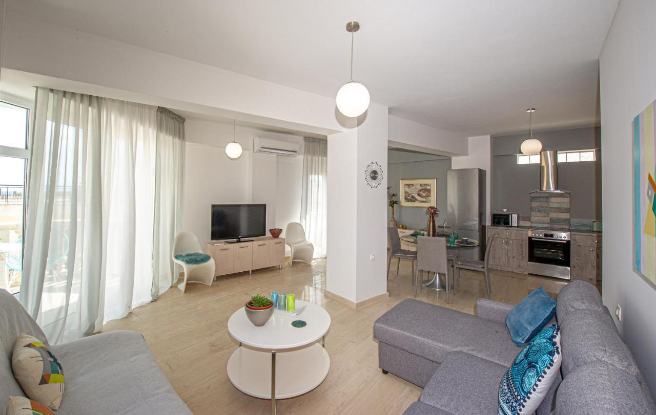 Cozy Corner Analipsi Apartment ไซคิย์นธอสทาวน์ ภายนอก รูปภาพ